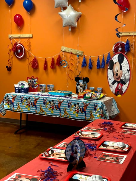 A Treehouse birthday party offers parents amazing kids birthday party fun!